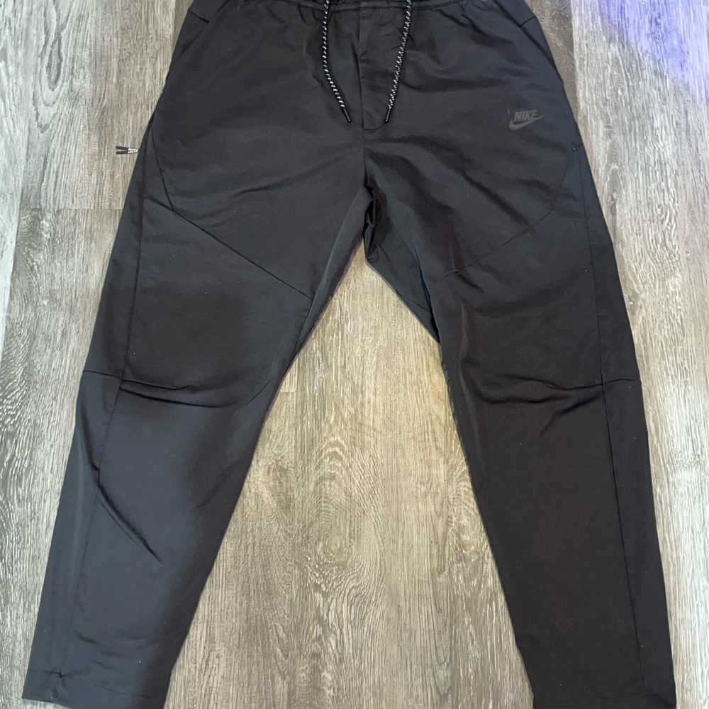 Nike tech women Black Jogger track Pants